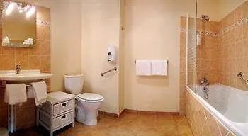 Hotel Des Vignes Juliénas 3*,